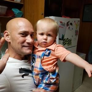 Meet your Posher, Perry